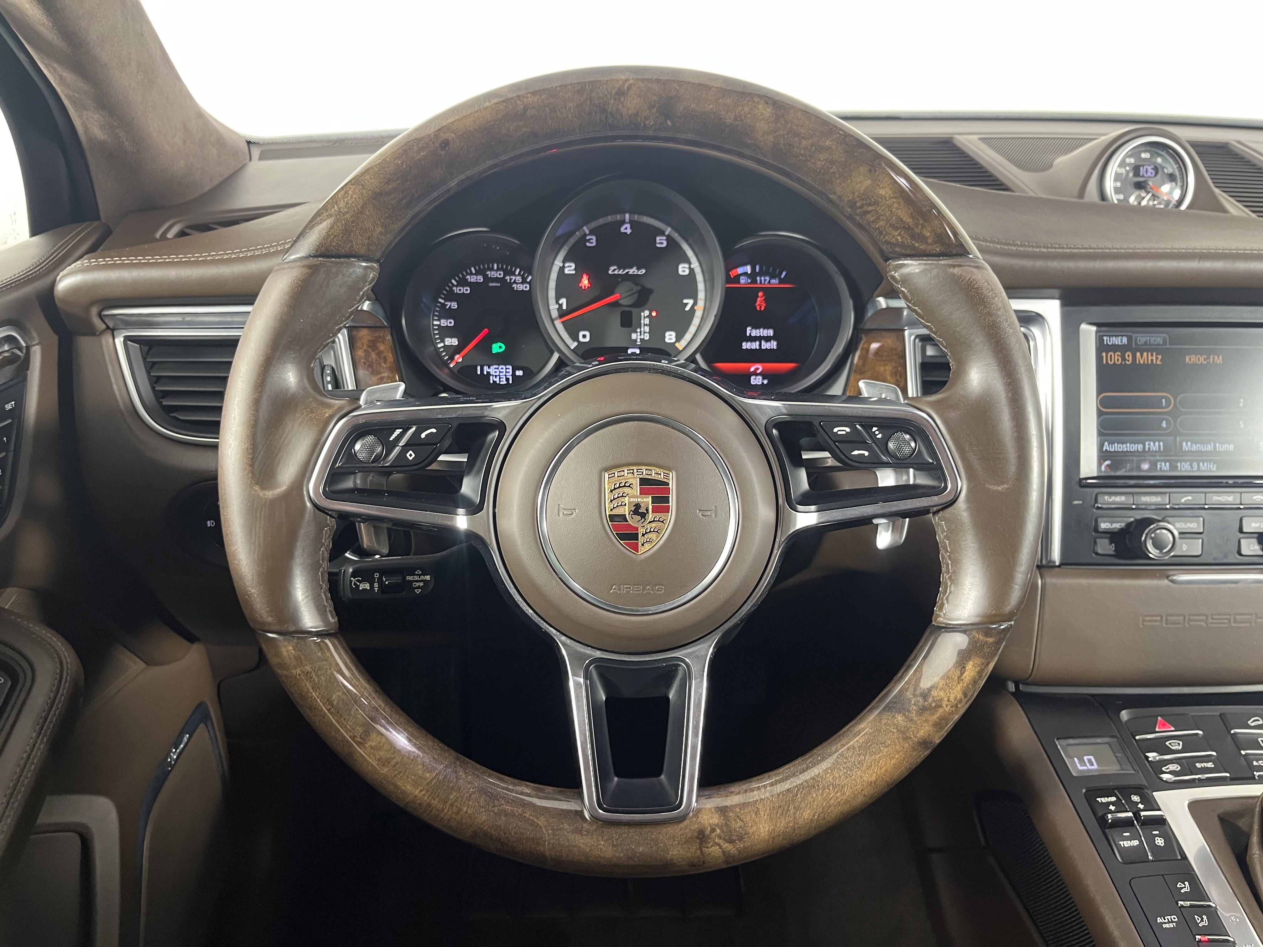 Used 2016 Porsche Macan Turbo AWD/4WD image 12