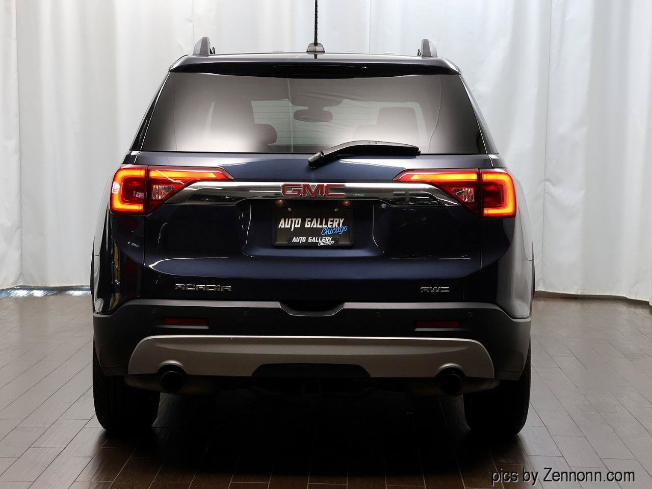 Used 2019 GMC Acadia SLT AWD/4WD image 7
