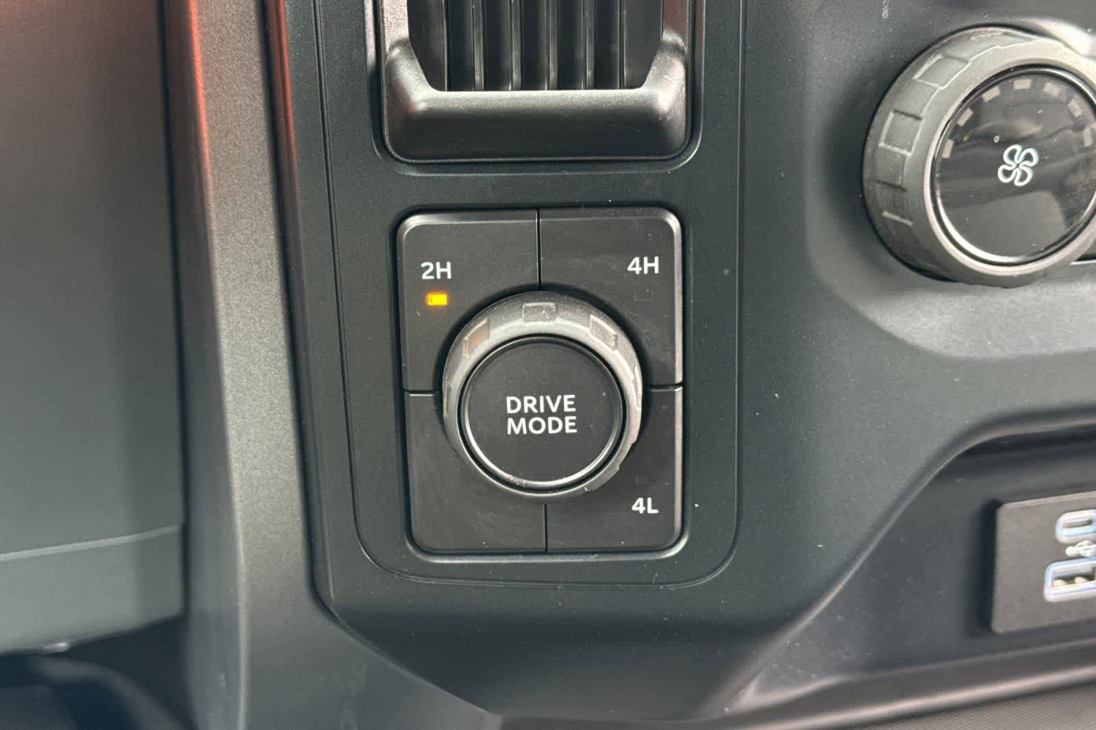 Used 2022 Ford F150 XLT AWD/4WD image 29