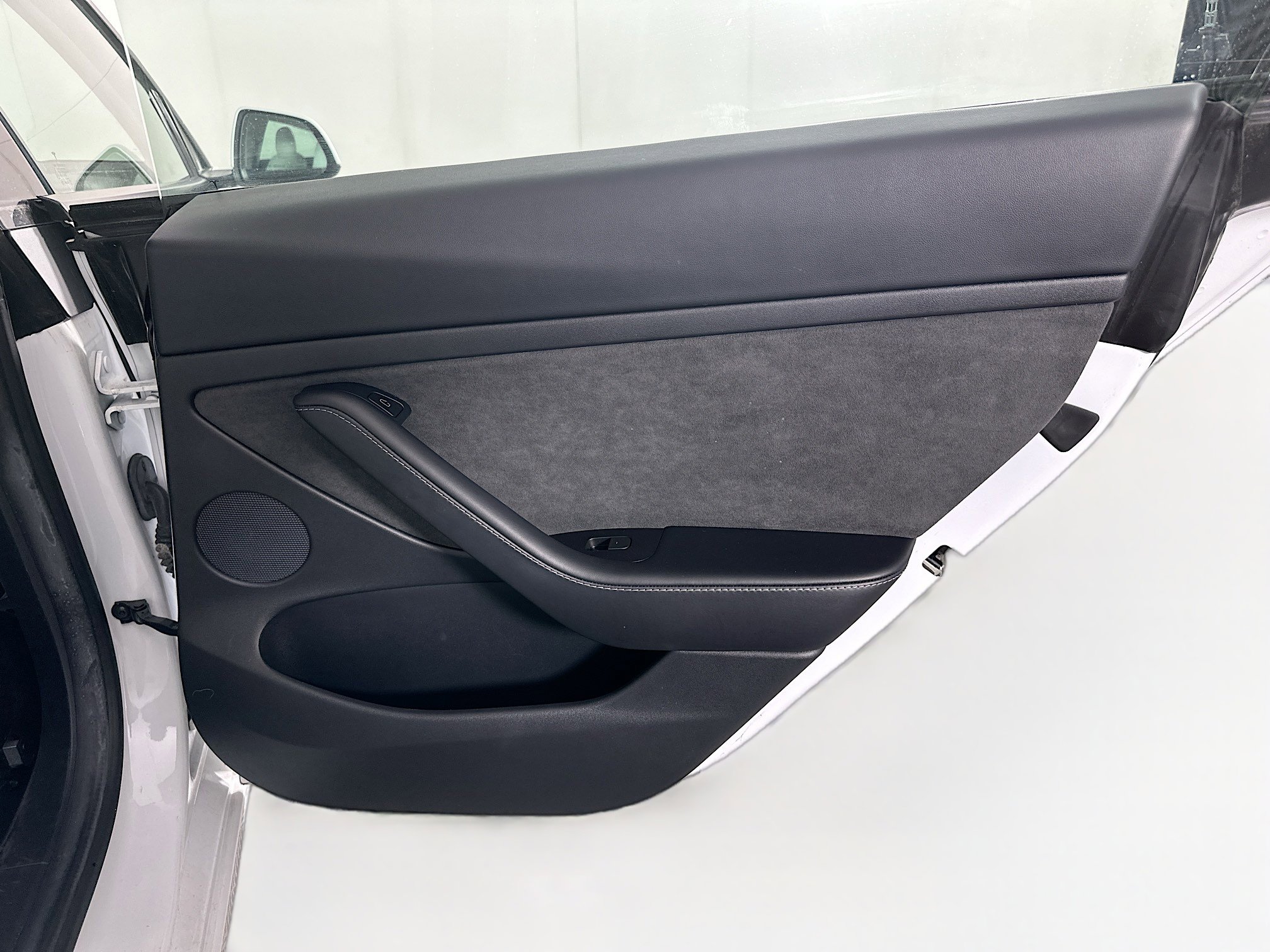 Used 2021 Tesla Model 3 Performance image 29