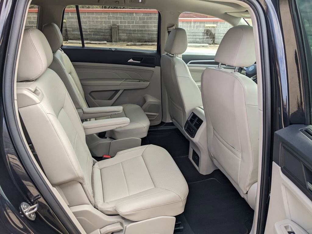 Used 2022 Volkswagen Atlas SE image 25