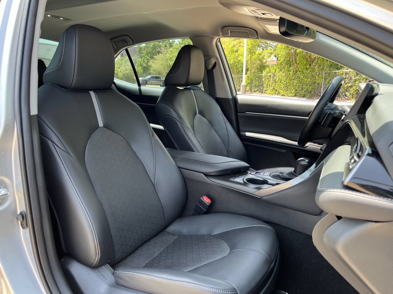 Used 2023 Toyota Camry XSE FWD image 24