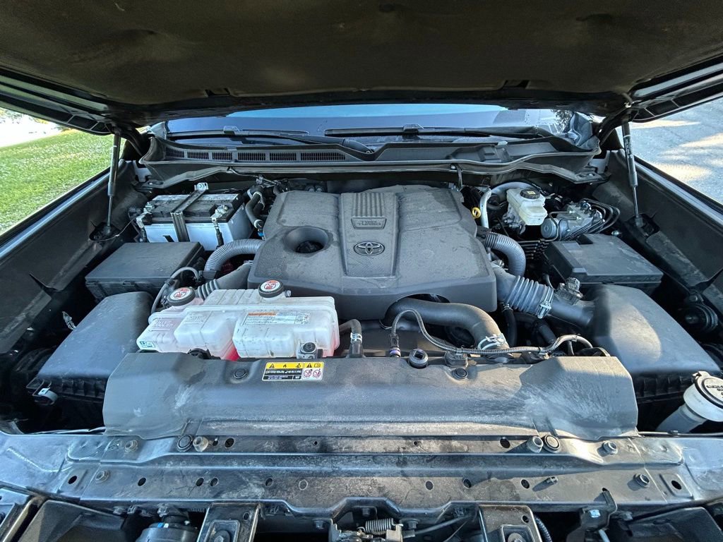 Used 2024 Toyota Tundra Limited image 11