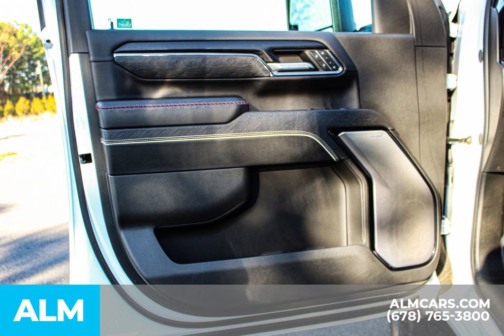 Used 2024 GMC Sierra 2500 AT4X w/ AT4X AEV Edition image 38