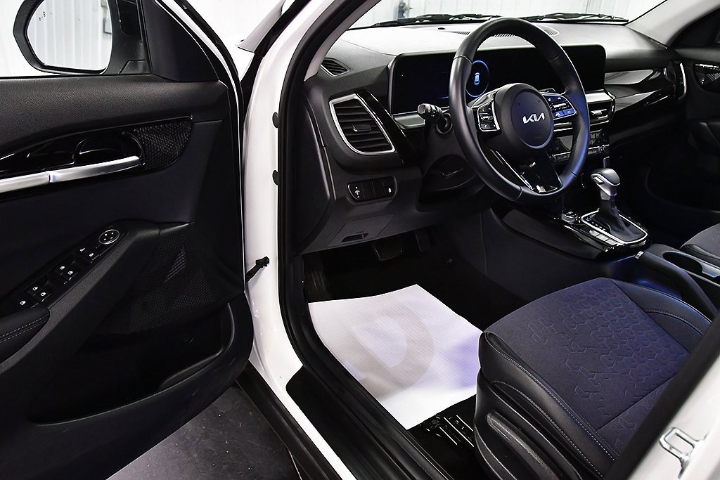 Used 2024 Kia Seltos X-Line image 15