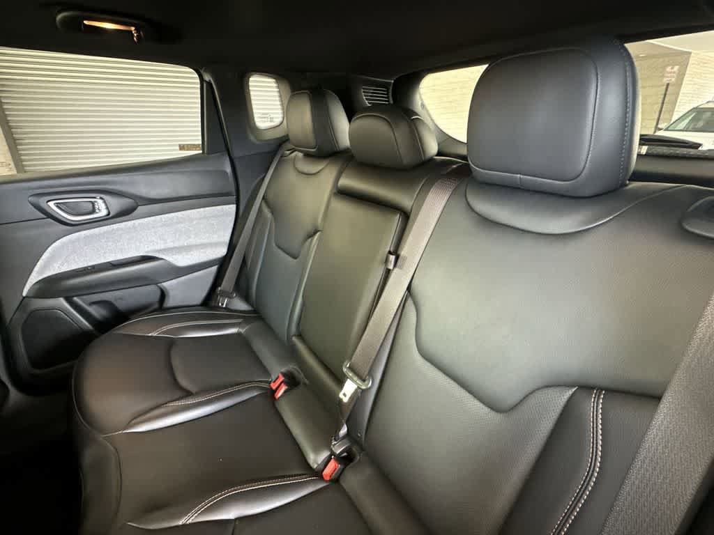 Used 2023 Jeep Compass Latitude image 22
