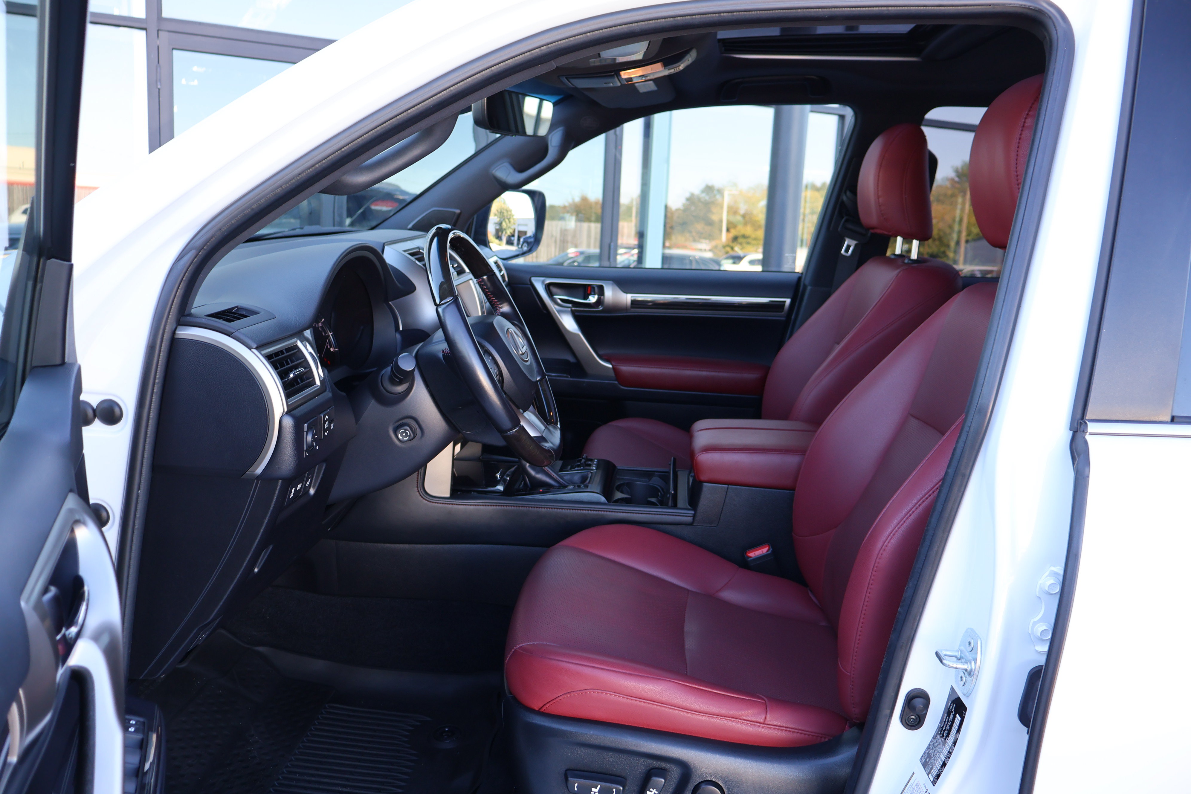 Used 2021 Lexus GX 460 Premium w/ Premium Package AWD/4WD image 10