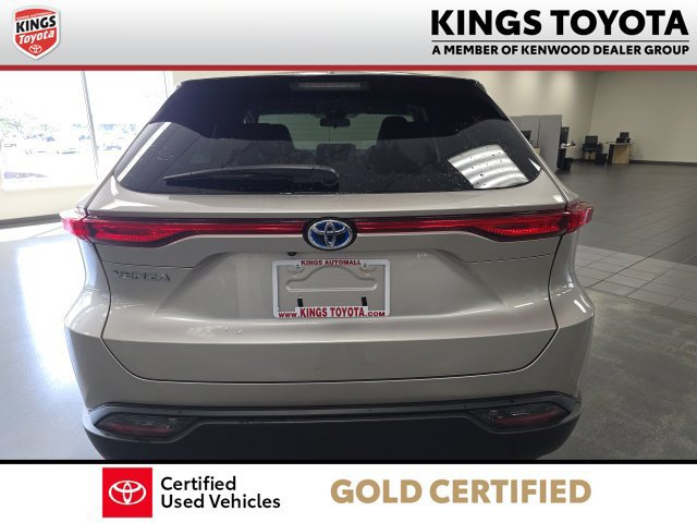 Certified 2024 Toyota Venza LE AWD/4WD image 5