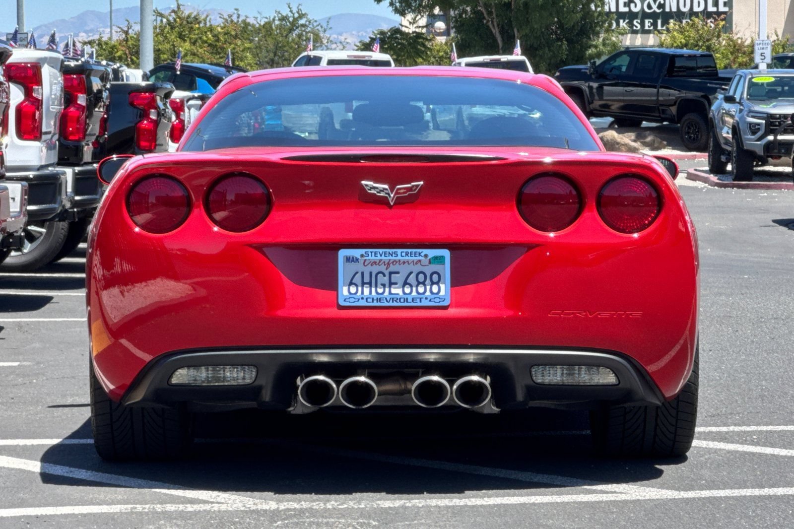 Used 2008 Chevrolet Corvette Coupe w/ Preferred Equipment Group RWD image 6