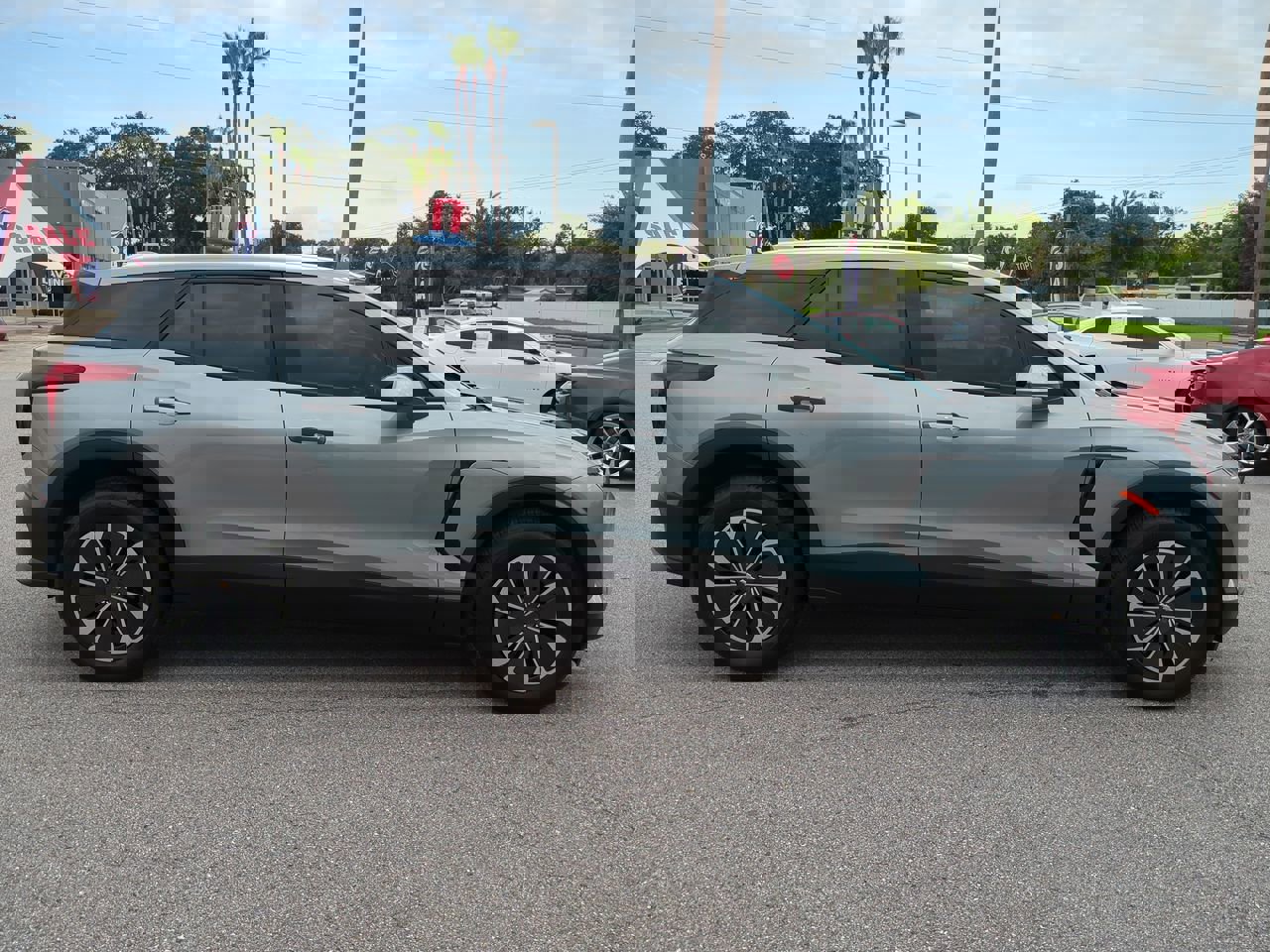 Used 2024 Chevrolet Blazer EV LT image 3