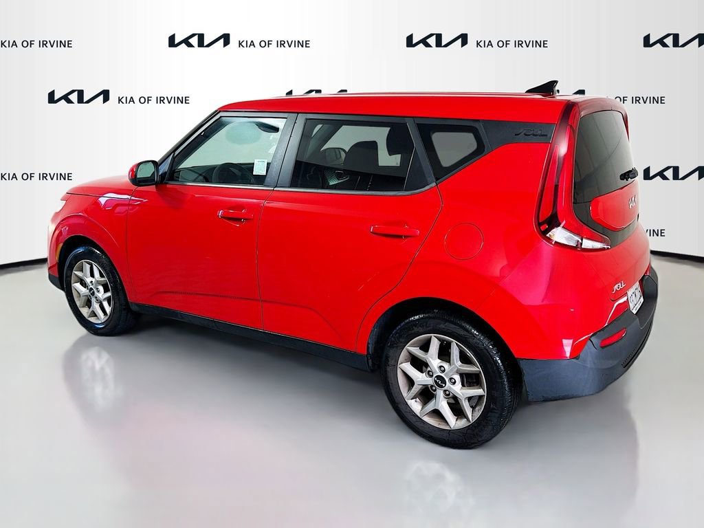 Certified 2022 Kia Soul LX w/ Technology Package image 6