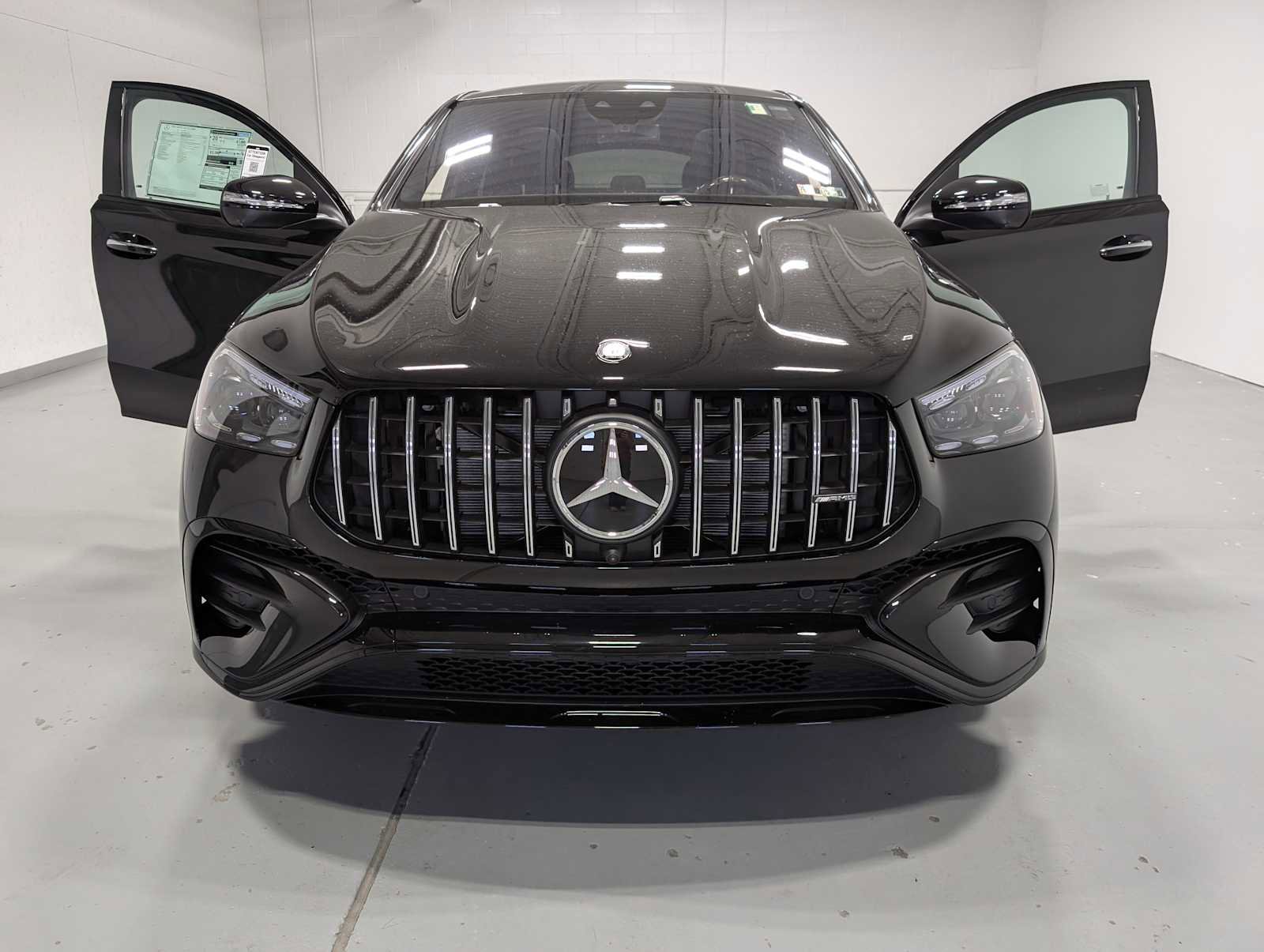New 2026 Mercedes-Benz GLE 53 AMG 4MATIC Coupe image 13