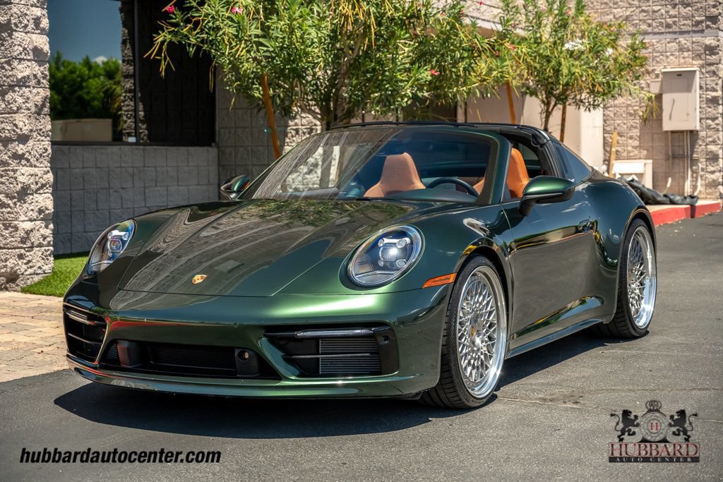 Used 2024 Porsche 911 AWD/4WD image 39