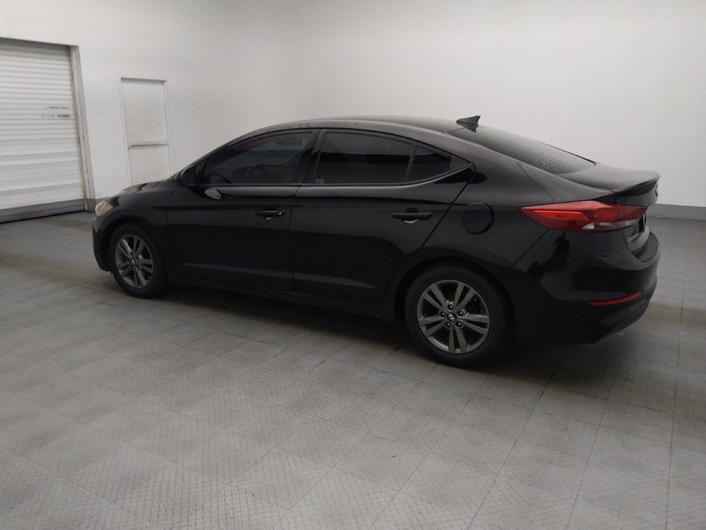 Used 2017 Hyundai Elantra SE FWD image 3