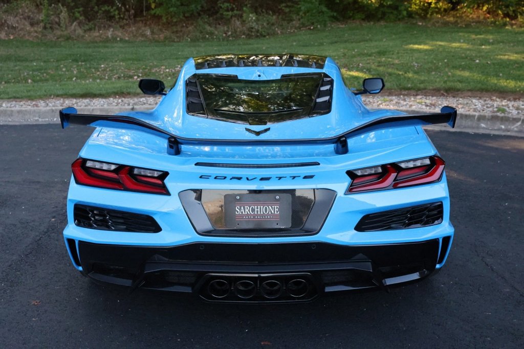 Used 2025 Chevrolet Corvette Z06 w/ Stealth Interior Trim Package image 54