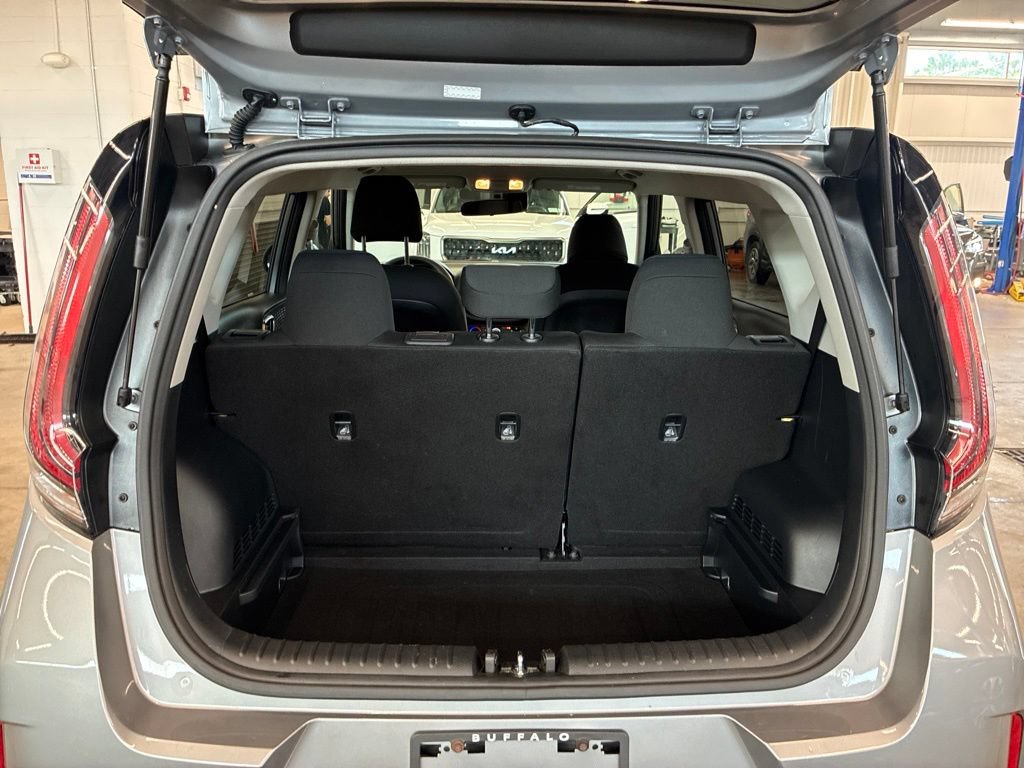 Certified 2023 Kia Soul LX w/ Option Group 015 FWD image 14