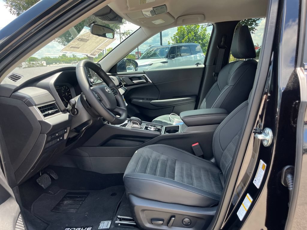 New 2026 Nissan Rogue SL AWD/4WD image 10
