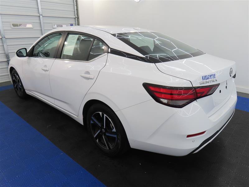 Used 2025 Nissan Sentra SV FWD image 10