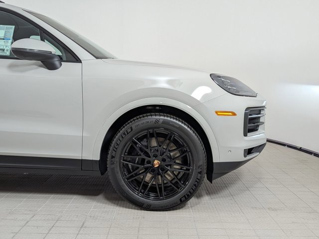 New 2026 Porsche Cayenne image 11