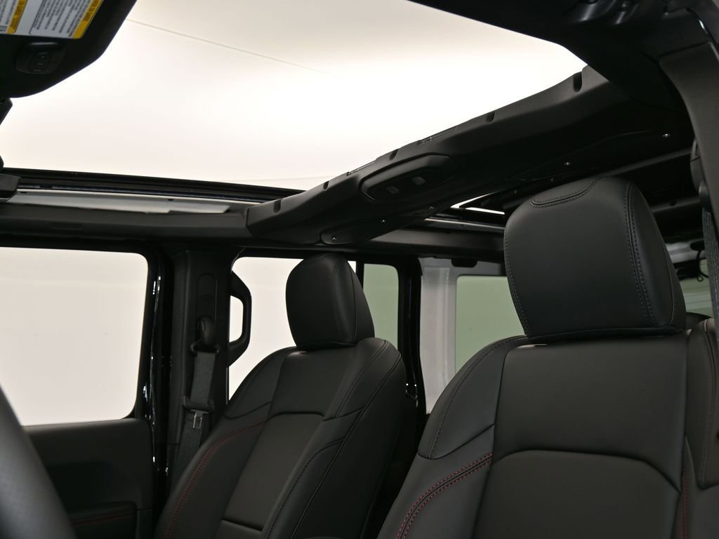 New 2026 Jeep Wrangler Unlimited Rubicon 392 image 11