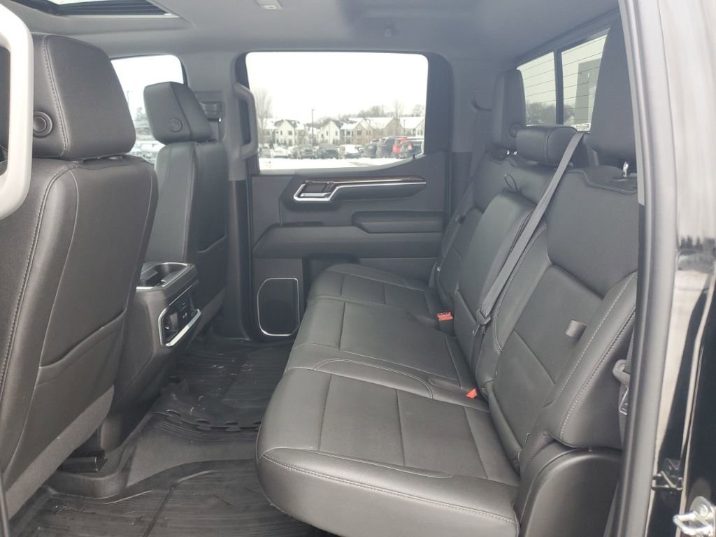 Used 2022 GMC Sierra 1500 Elevation w/ Elevation Premium Package image 29