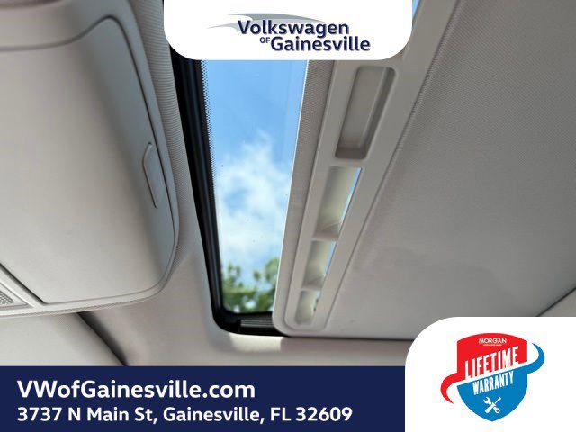 Used 2018 Volkswagen Passat 2.0T SE FWD image 24