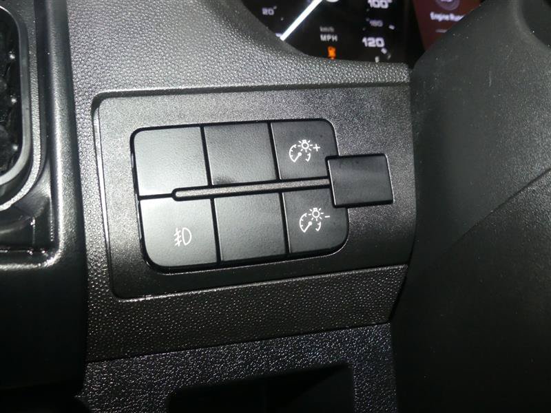 Used 2025 RAM ProMaster 2500 w/ Convenience Group FWD image 22