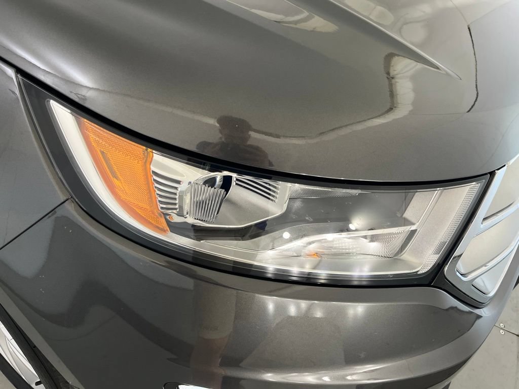 Used 2017 Ford Edge SEL w/ Equipment Group 201A AWD/4WD image 35
