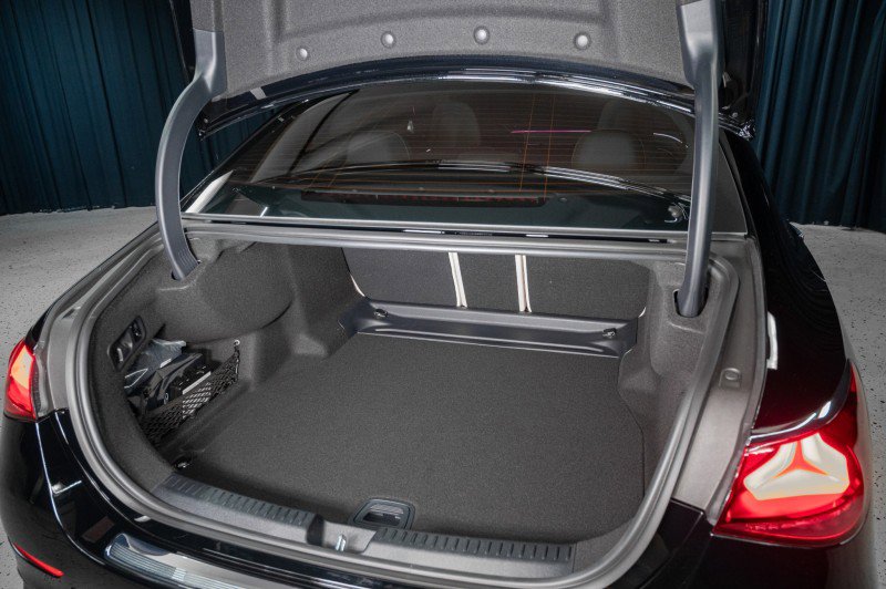 New 2026 Mercedes-Benz E 350 Sedan image 6