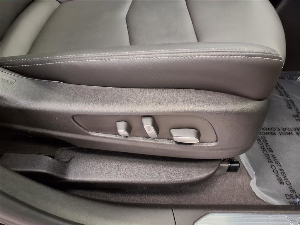 Certified 2023 Cadillac XT5 Sportv w/ Technology Package image 11