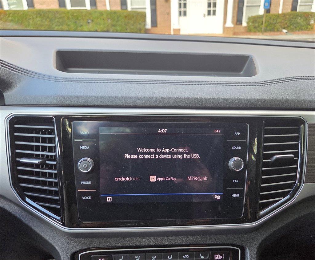 Used 2018 Volkswagen Atlas SEL image 21