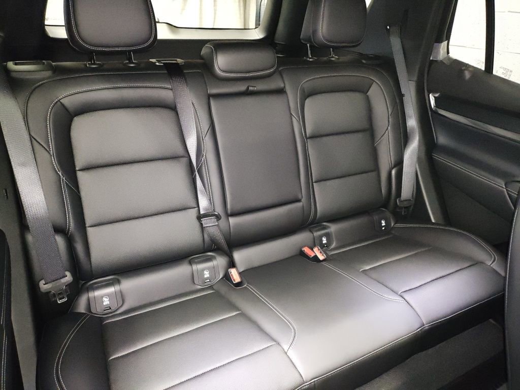 New 2026 GMC Terrain Elevation w/ Elevation Premium Package image 11