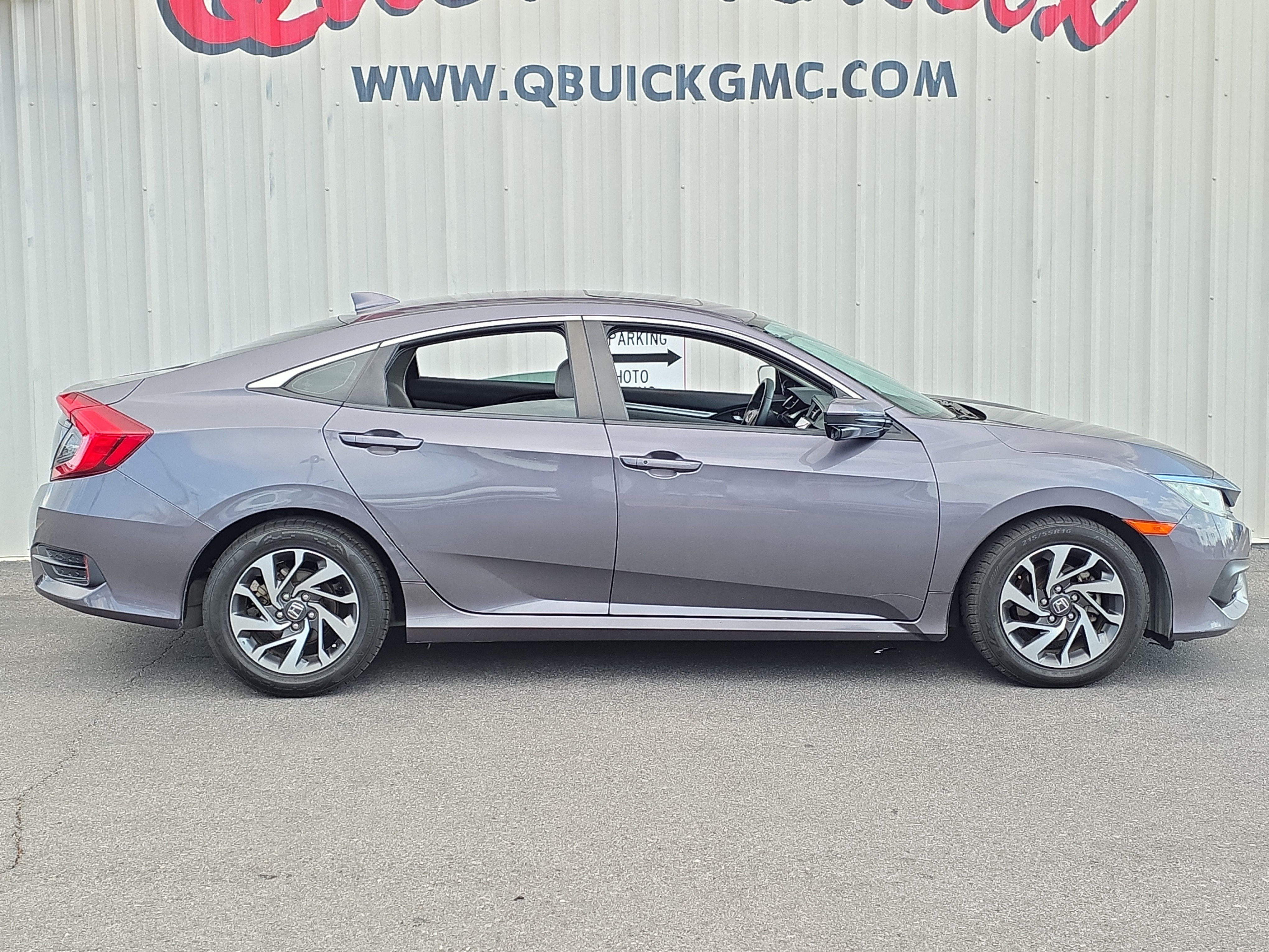 Used 2018 Honda Civic EX image 8