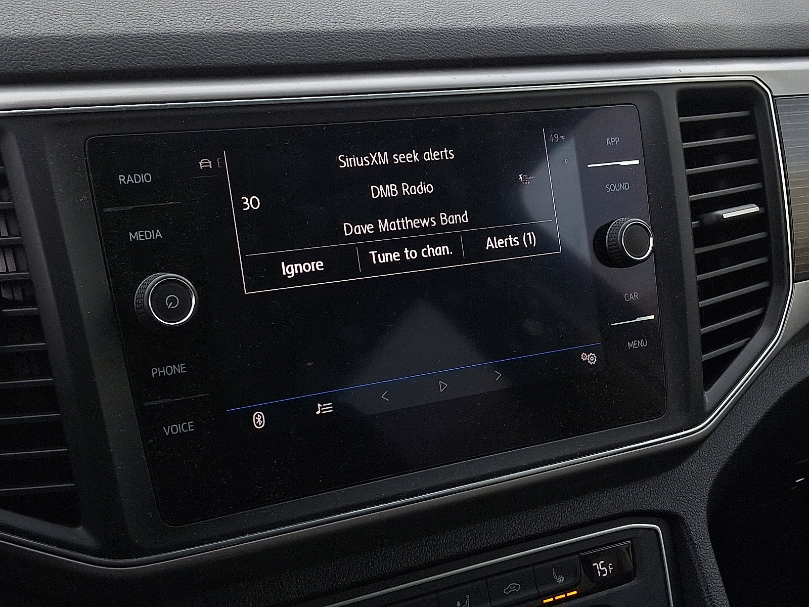 Used 2019 Volkswagen Atlas SE w/ Towing Package image 16