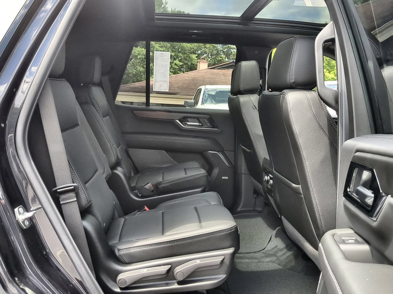 New 2026 GMC Yukon Denali w/ Sun & Power Step Package RWD image 28