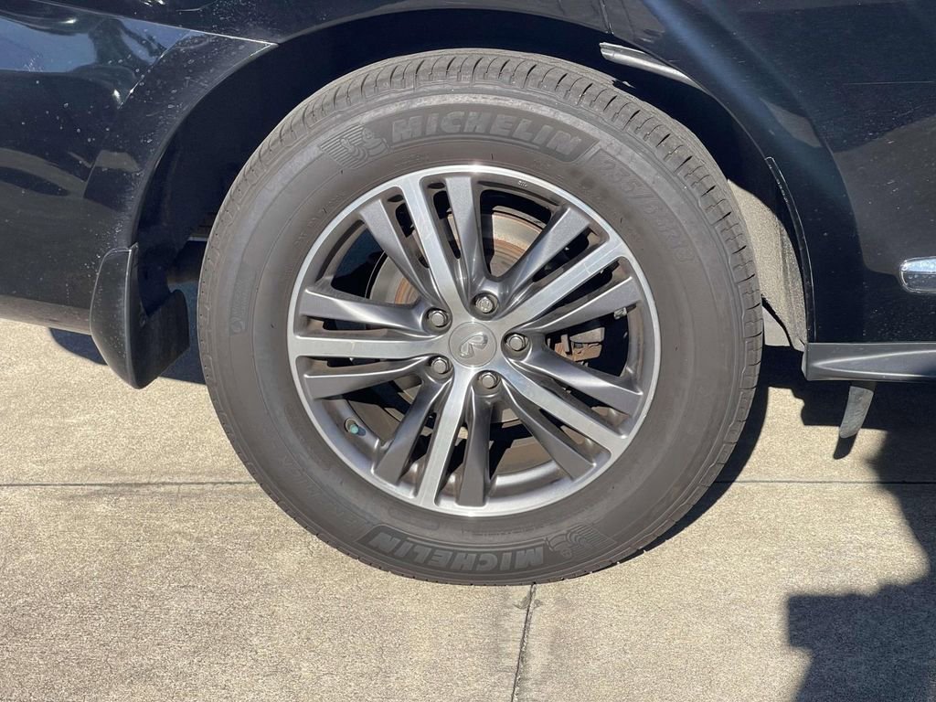 Used 2019 INFINITI QX60 Luxe w/ Essential Package image 7