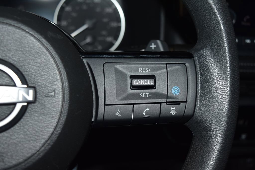 Certified 2023 Nissan Rogue SV image 9