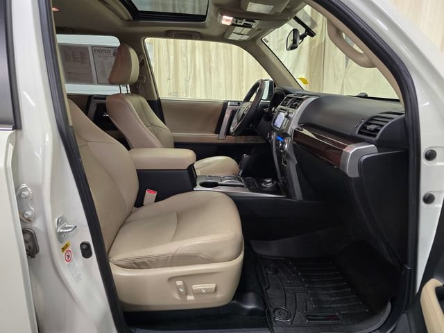 Used 2016 Toyota 4Runner Limited w/ Convenience Package AWD/4WD image 35