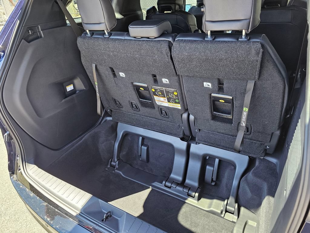 New 2026 Toyota Sienna Limited AWD/4WD image 15