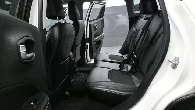 Used 2018 Jeep Compass Latitude w/ Popular Equipment Group AWD/4WD image 13