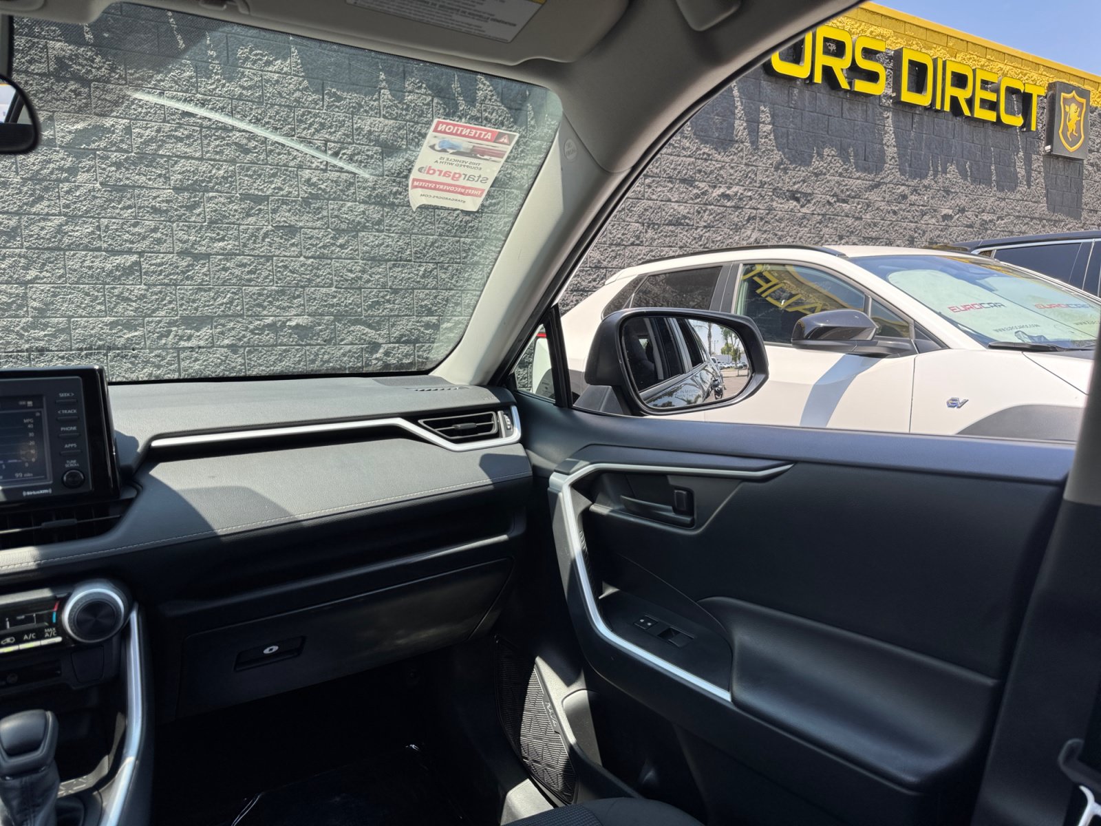 Used 2022 Toyota RAV4 LE FWD image 21