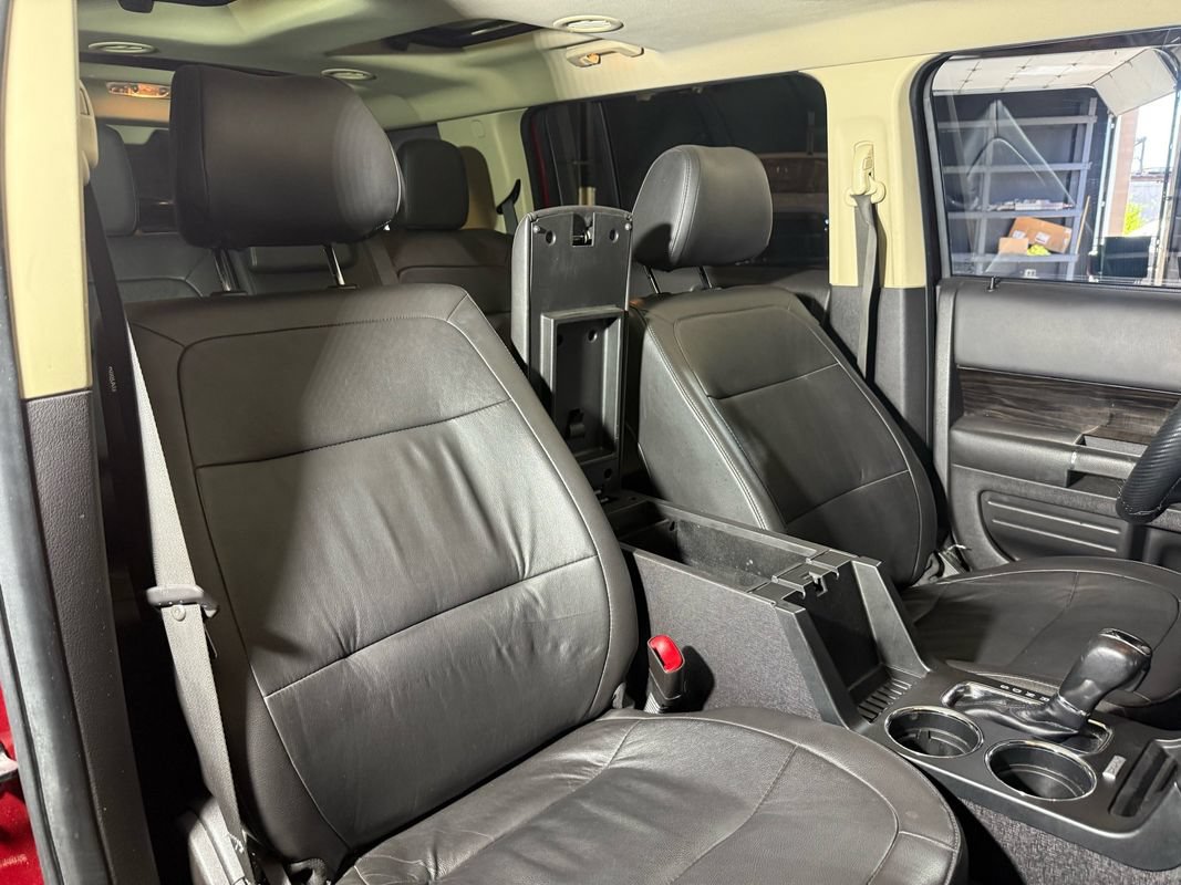 Used 2016 Ford Flex SEL w/ Equipment Group 202A FWD image 22