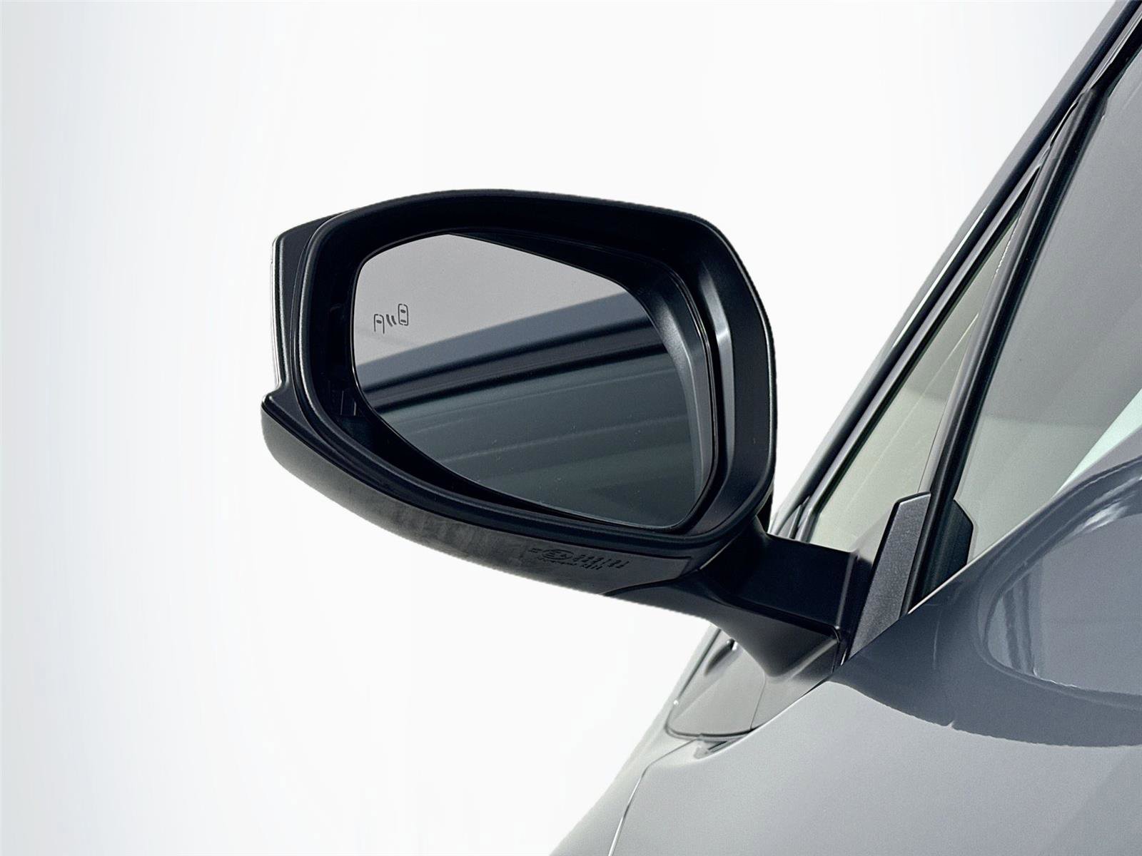 Used 2025 Toyota Prius Limited image 5