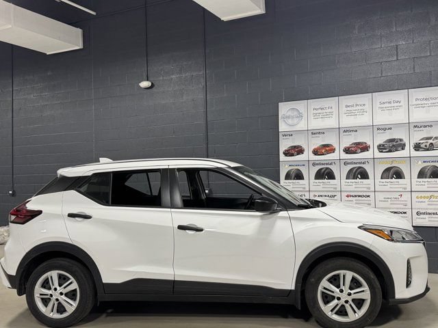 Used 2023 Nissan Kicks S FWD image 4