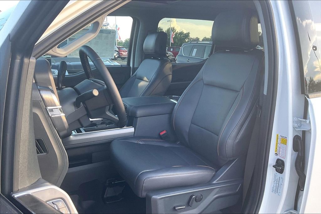 New 2025 Ford F350 Lariat w/ Lariat Ultimate Package image 9