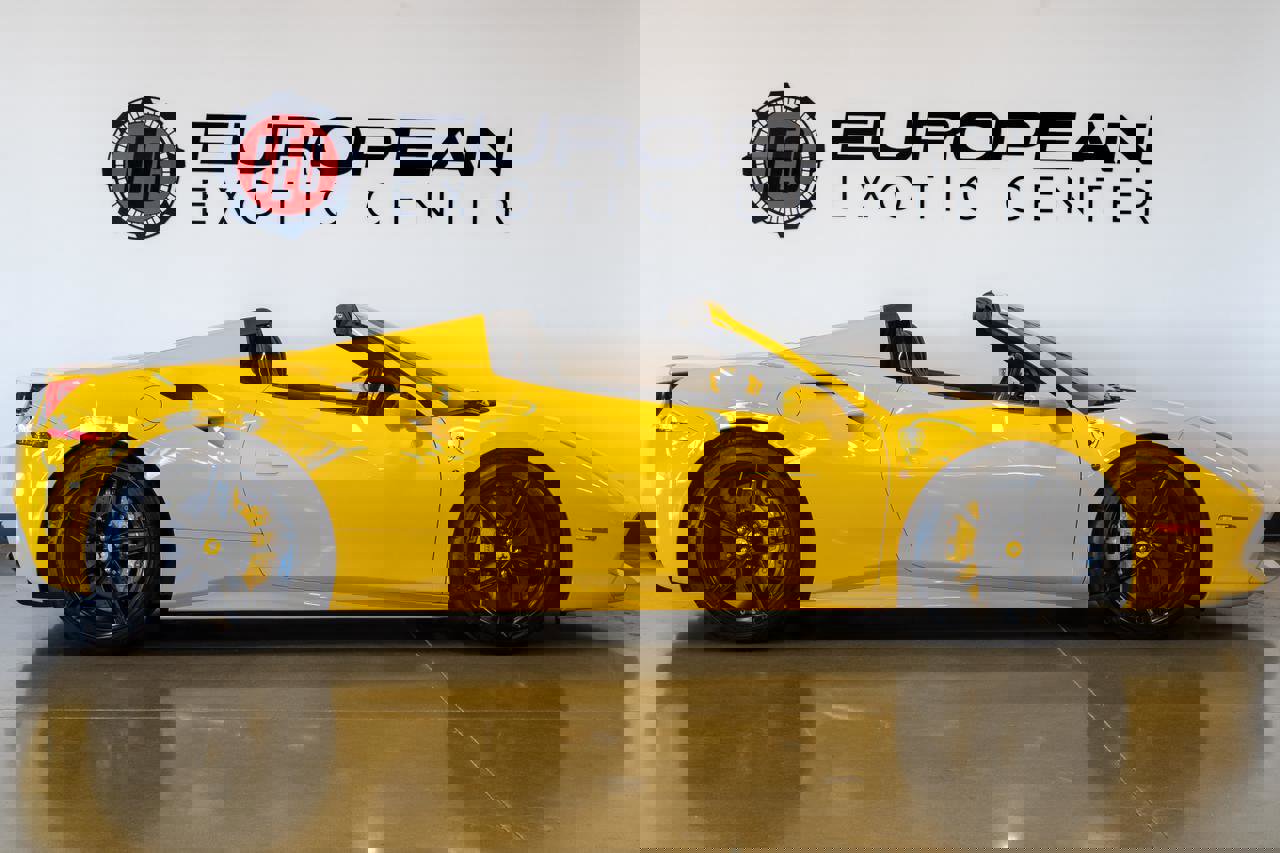 Used 2018 Ferrari 488 Spider image 36