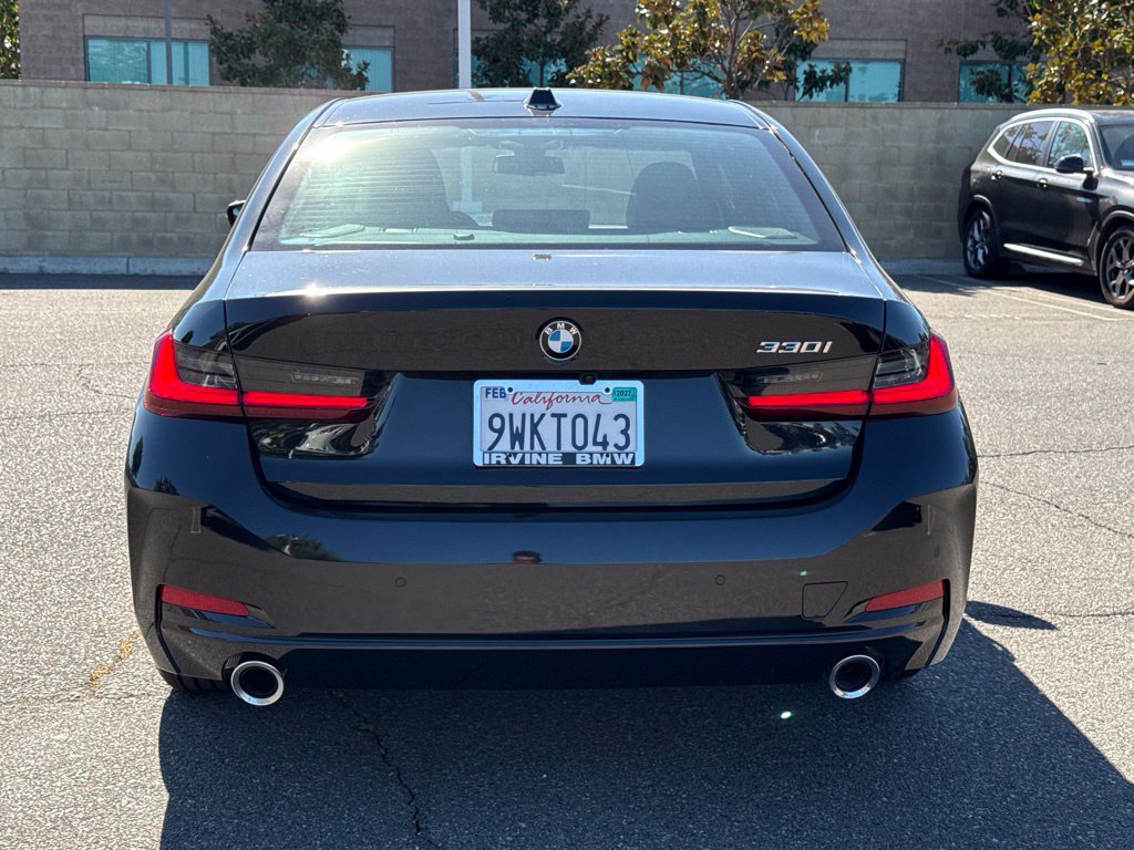 Used 2026 BMW 330i Sedan w/ Premium Package RWD image 11