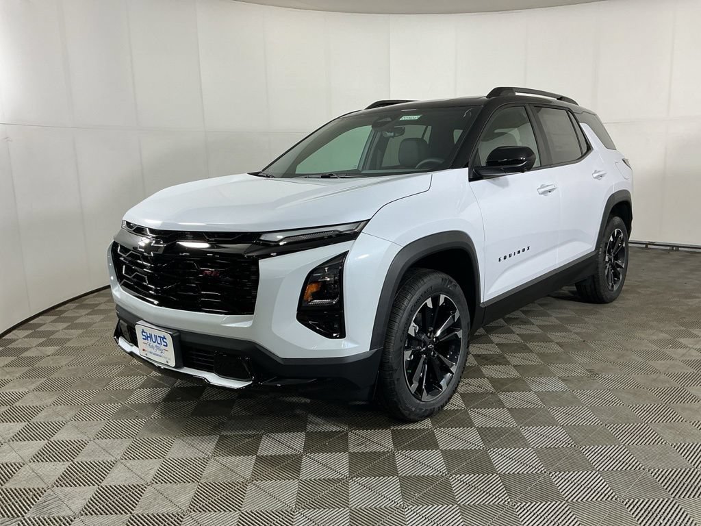 New 2026 Chevrolet Equinox RS w/ Convenience Package III AWD/4WD image 3