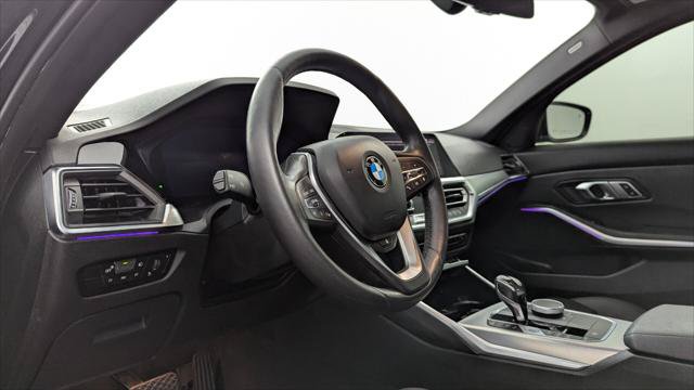 Used 2021 BMW 330i xDrive Sedan w/ Convenience Package AWD/4WD image 23
