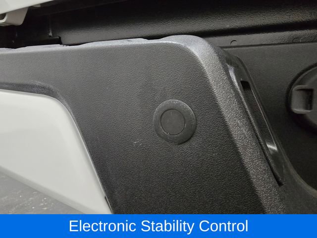 Used 2017 Toyota Tacoma TRD Off-Road w/ Premium & Technology Package image 9